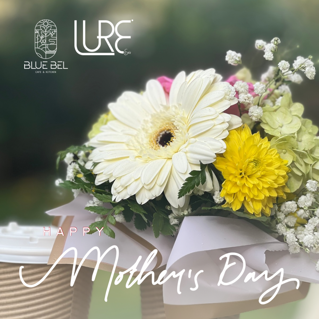 FRESH FLOWERS & CAPPUCCINO